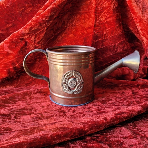 Vintage brass watering can - Picture 1 of 4